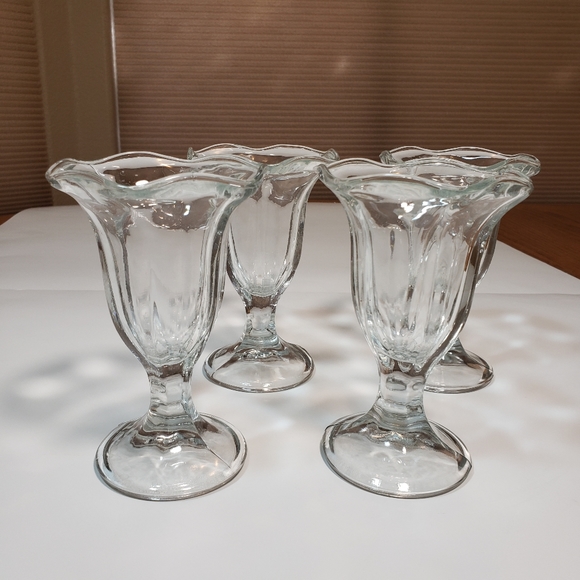 Vtg Anchor Hocking Clear Glass Footed Sundae Glass Fountainware Tulip (Set of 4) - Picture 5 of 11